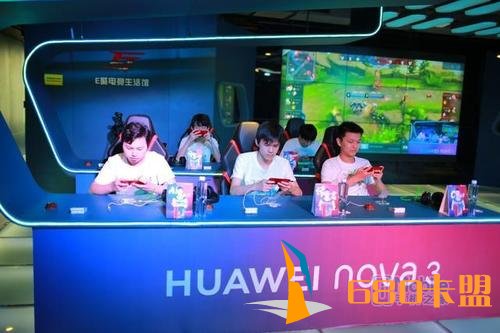 和平精英辅助卡盟一次与职业战队交手后 我决定要仔细研究一下nova3