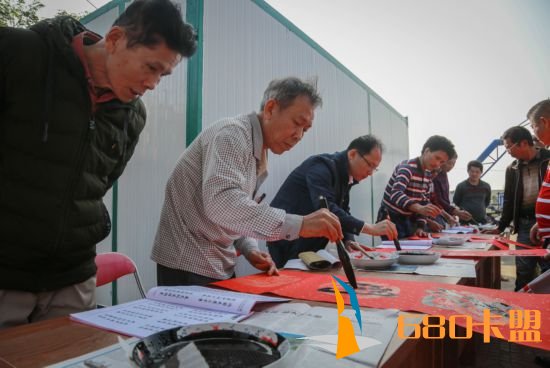 和平精英辅助平台购买萬寧市委宣傳部到幫扶駐點村開展春節慰問